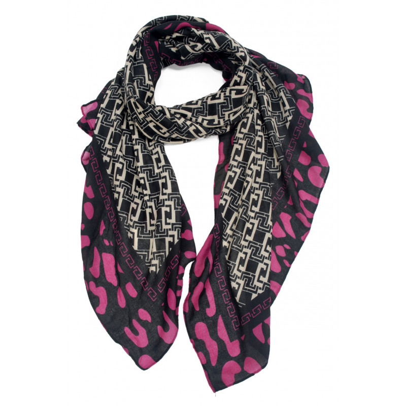 SCARF WITH GEOMETRIC PATTERN AND ANIMAL