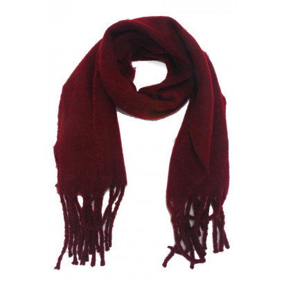 WINTER SCARF WITH FRINGES