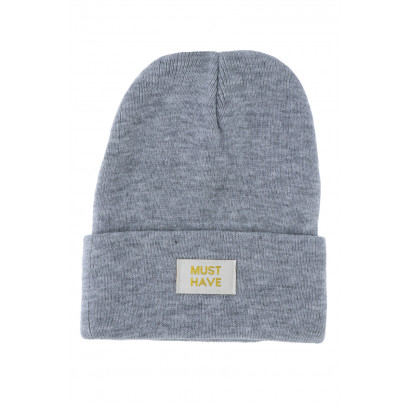 GORRO DE PUNTO CON VUELTA, MENSAJE: MUST HAVE