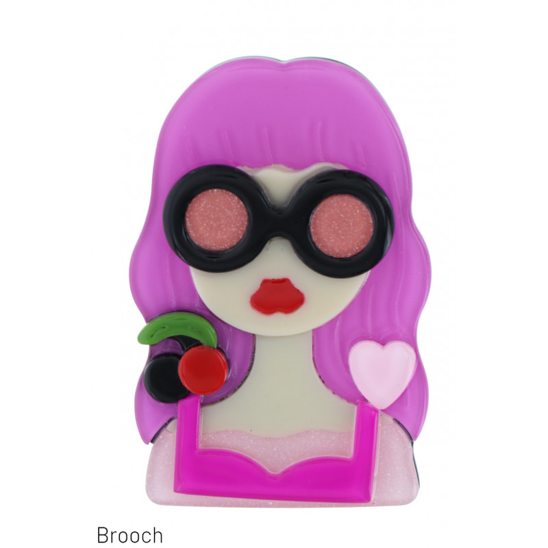 BROOCH WITH LADY WITH SUNGLASSES, FRUITS, HEART