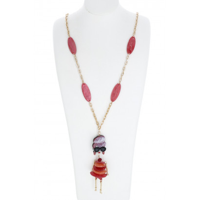 LONG NECKLACE WITH DOLL PENDANT IN RESIN