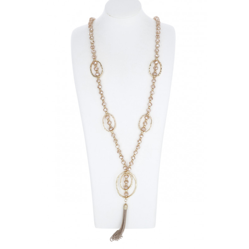 COLLIER DE PERLES AVEC METAL OVAL MARTELE