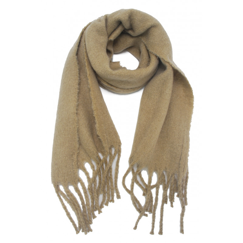 WINTER SCARF WITH FRINGES