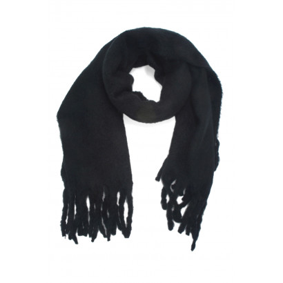 WINTER SCARF WITH FRINGES