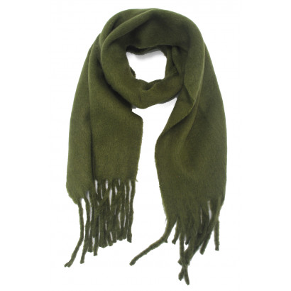 WINTER SCARF WITH FRINGES