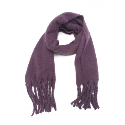 WINTER SCARF WITH FRINGES