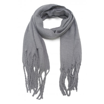 WINTER SCARF WITH FRINGES