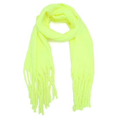 WINTER SCARF WITH FRINGES