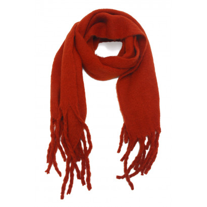 WINTER SCARF WITH FRINGES