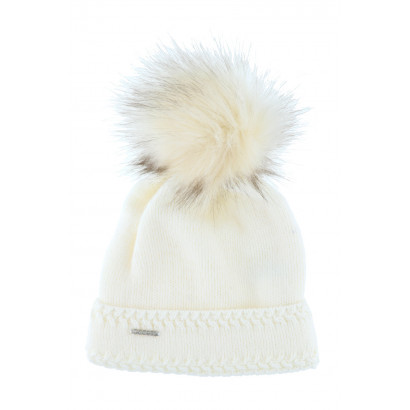 KNITTED HAT WITH POMPON