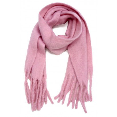 WINTER SCARF WITH FRINGES