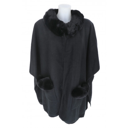 CAPE WITH FAKE FUR COLLAR AND POCKET