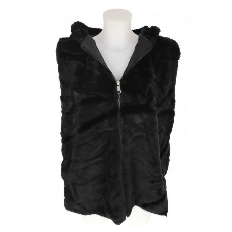 FUR WAISTCOAT WITH POCKETS AND HOOD