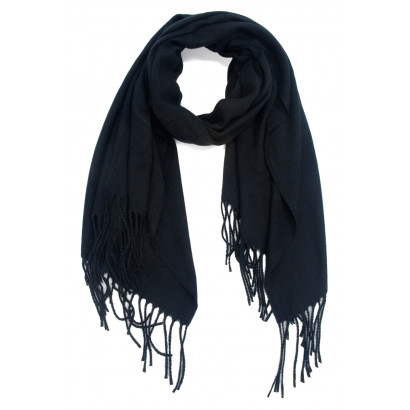 WINTER SCARF WITH FRINGES