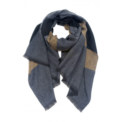 WOVEN WINTER SCARF WITH GEOMETRIC SHAPE