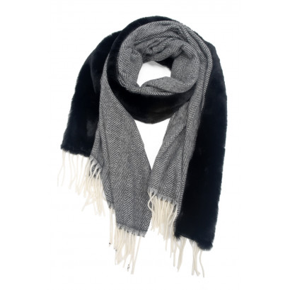 WOVEN WINTER SCARF WITH FUR IMITATION