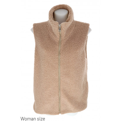 FUR WAISTCOAT WITH POCKETS