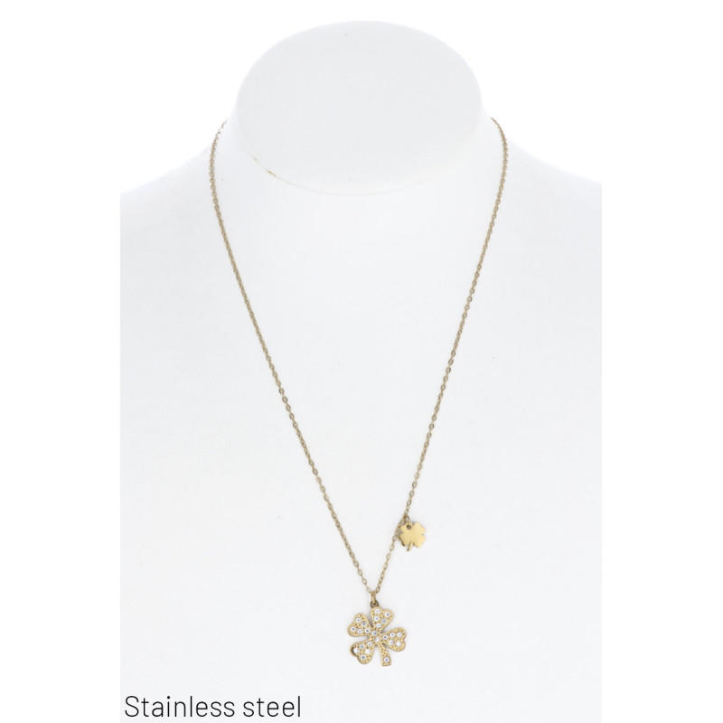 COLLAR EN ACERO CON TRÉBOL DE CUATRO HOJAS, ESTRAS