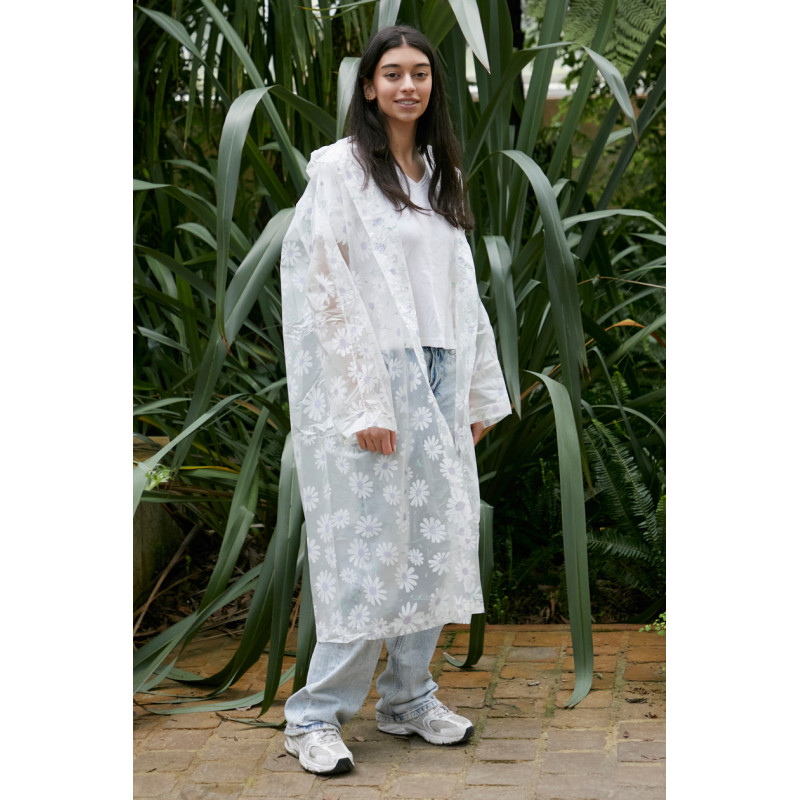 IMPERMEABLE CON BOTÛN DE PRESIÛN Y ESTAMPA. FLORES