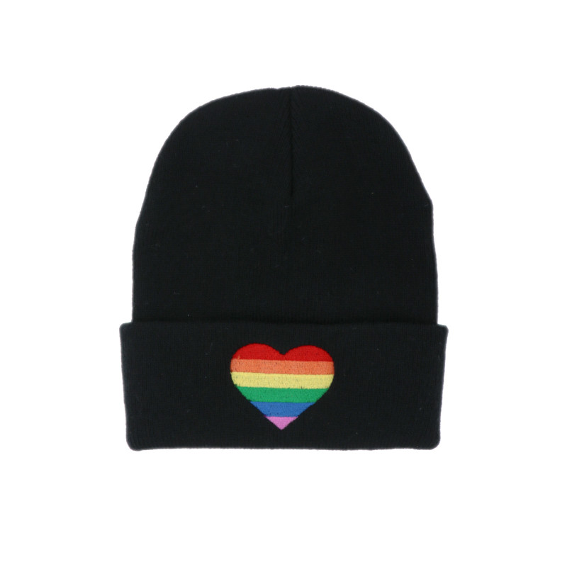 GORRO DE PUNTO CON VUELTA Y BORDADO CORAZÛN