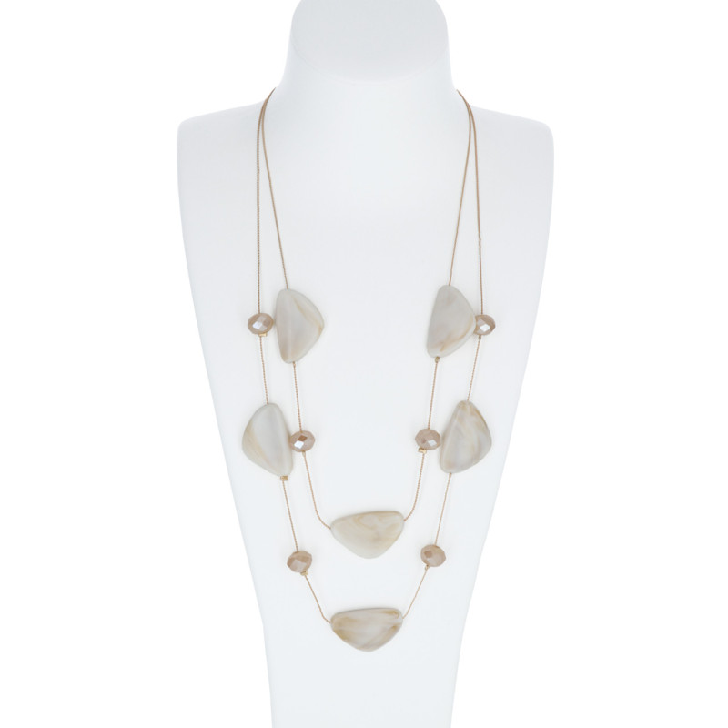 LANGE KETTING EN HARS GEOMETRISCHEHANGER