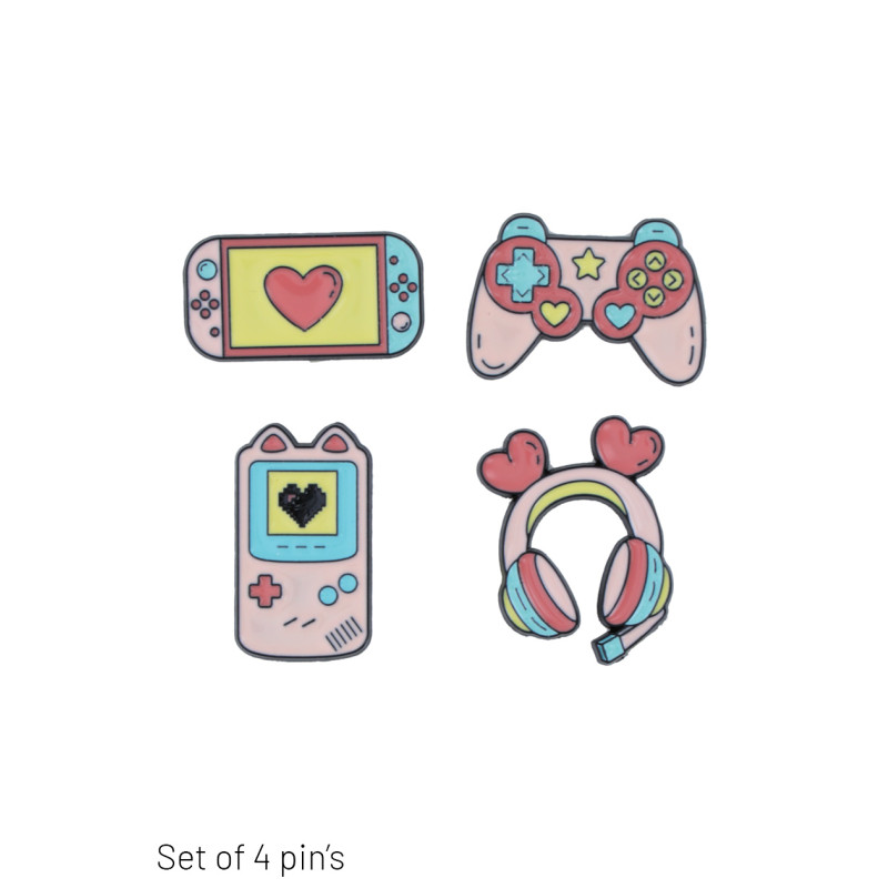 SET DE 4 PINES CON ELEMENTOS DE VIDEOJUEGOS