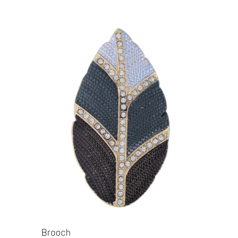 BROCHE CON HOJA Y ESTRAS