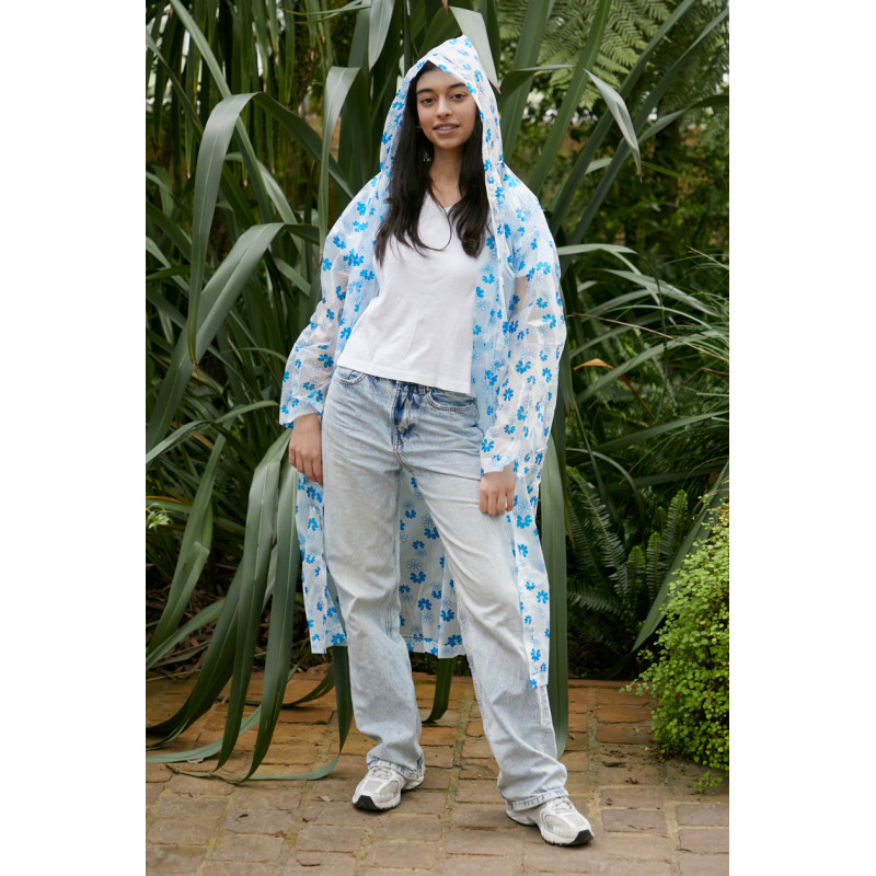 IMPERMEABLE CON BOTÓN DE PRESIÓN Y ESTAMPA. FLORES