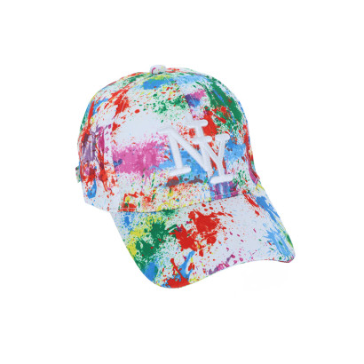 GORRA CON ESTAMPADO DE GRAFFITI - N.Y
