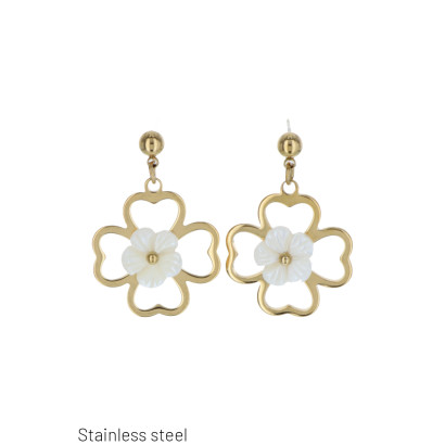 STEEL EARRING FLOWER SHAPE WITH PEARLS