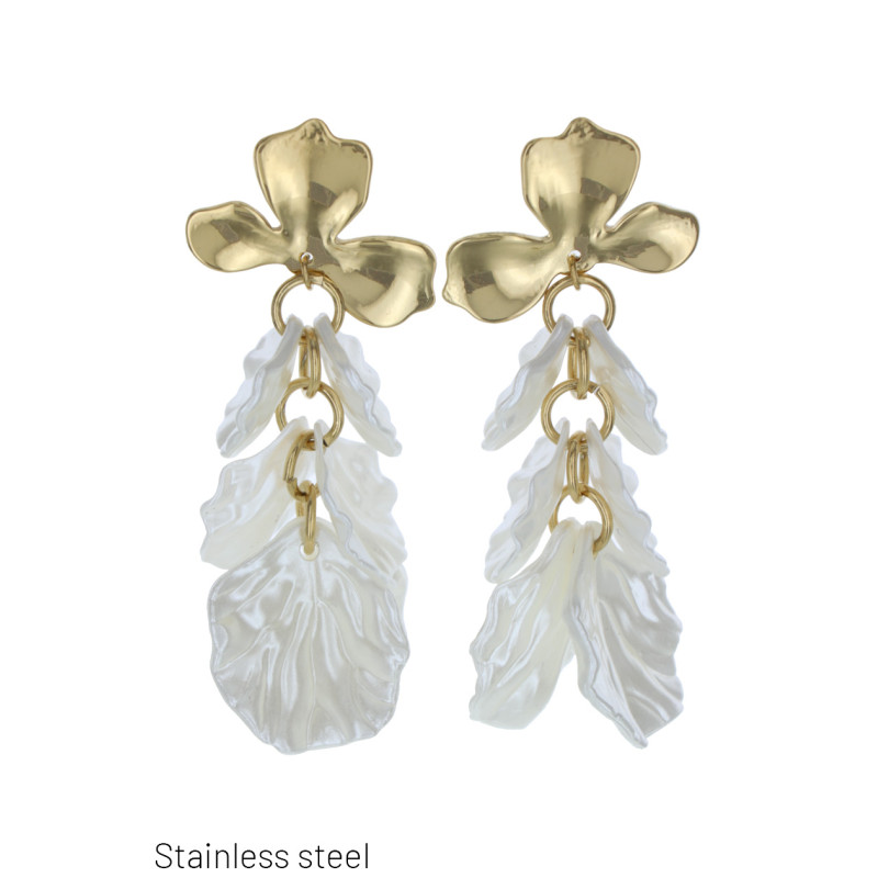 B.O. STN.ST. FLOWER SHAPE & RESINE LEAVES PENDANT