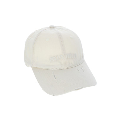 CAP WITH EMBROIDERY