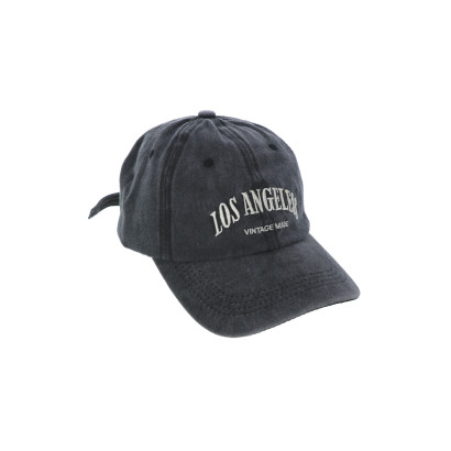 CAP WITH EMBROIDERY