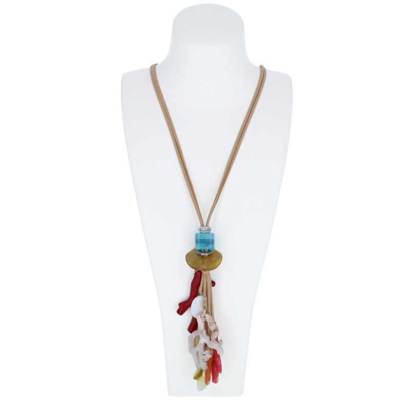 LONG COLLIER EN DAIM, PENDENTIF EN FORME DE CORAIL
