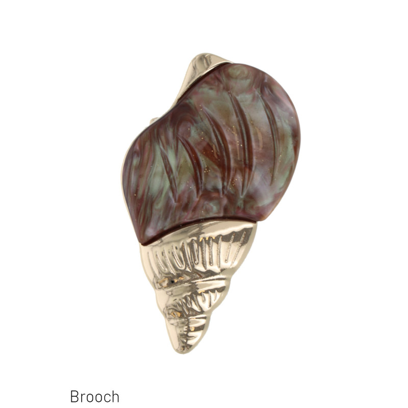 BROCHE MET SCHELPENVORM EN GLITTERS