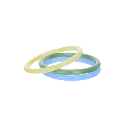 SET DE 3 BANGLES EN RÉSINE, DIFFERENTE COULEUR