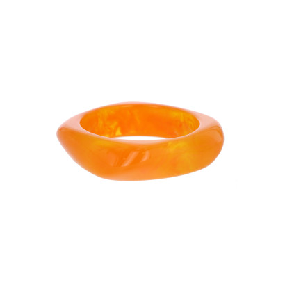 STRAKKE ARMBAND IN HARS IN EFFEN KLEUR