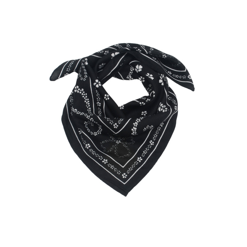 SQUARE SCARF WITH FLOWERS PATTERN