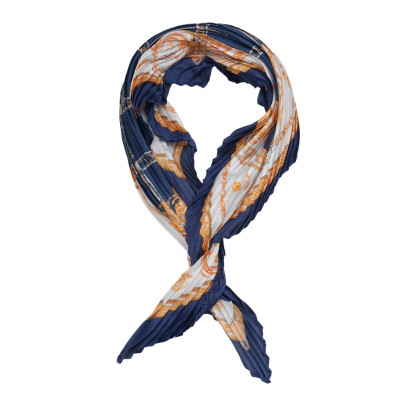 ÉCHARPE CARRÉ PLISSEN POLYSILK, MOTIF GEOMETRIQUE