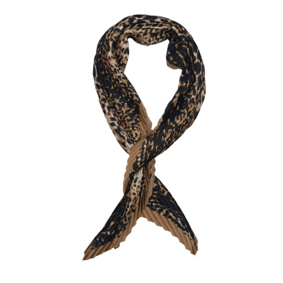 PLEATED SQUARE SCARF POLYSILK WITH ANIMAL PATTERN