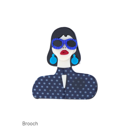 BROCHE AVEC DAME À LUNETTES, BOUCLES D'OREILLES