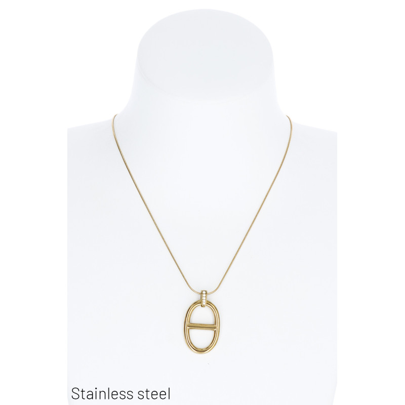 NECKLACE WITH OVAL METAL PENDANT