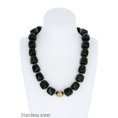 NECKLACE WITH RESIN BEADS AND STEEL BALL