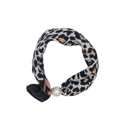 SCARF, MAGNET PEARL CLOSUR WITH ANIMALPATTERN