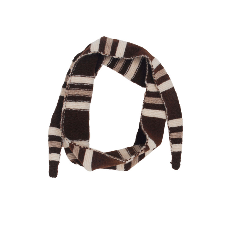 FOULARD TRIANGULAIRE TRICOT AVEC RAYURES