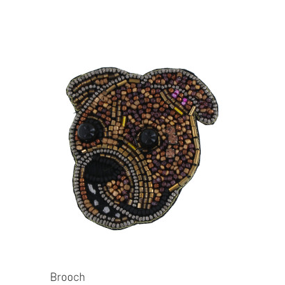 BROCHE EN FORME DE CHIEN ET MULTI-PERLES