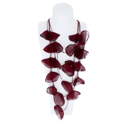 LONG COLLIER AVEC FLEURS EN TISSU