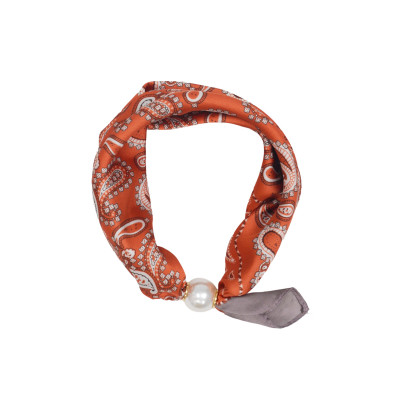 FOULARD, FERMETURE AIMANTÉ ET PERLE, MOTIF PAISLEY