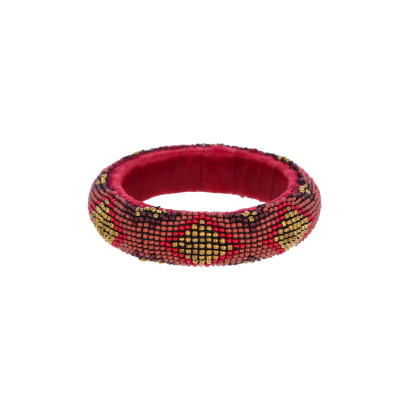 BRACELET AVEC PERLES ET IMPRIME GEOMETRIQUE